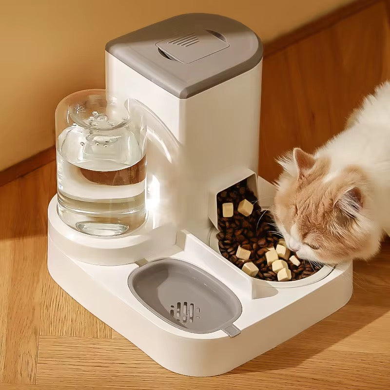 Smart Gravity Feeder & Water Dispenser – Keep Your Pet Fed and Hydrated 24/7!